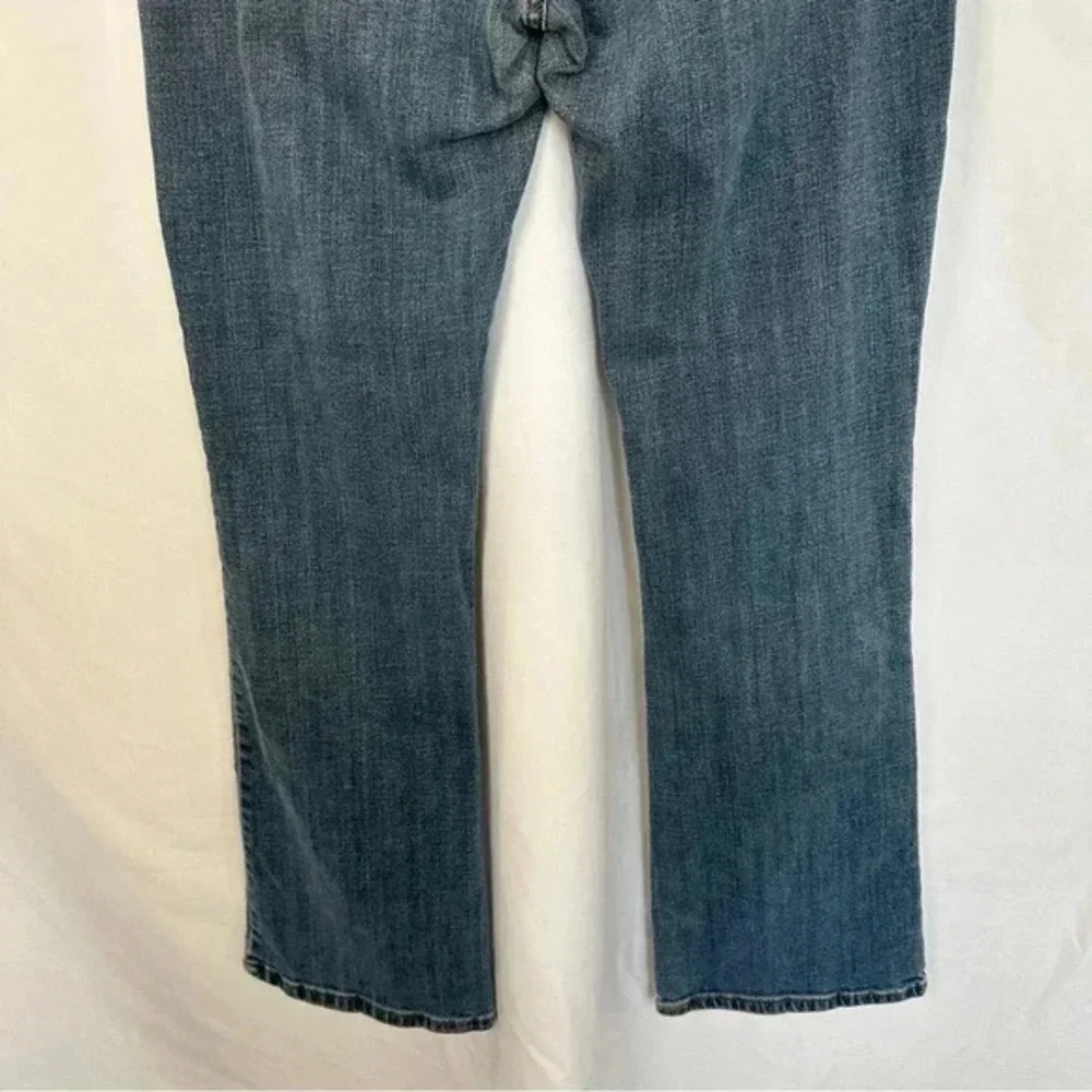 Levi's Signature Jeans Modern Bootcut Womens Size 10 Mid Rise Blue Stretch‎